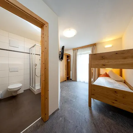 Am Burgsee アパート